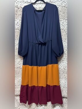 BLOOMCHIC COLORBLOCK MAXI DRESS